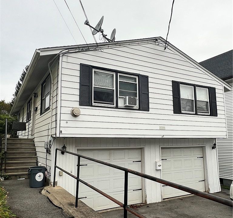1st image of 2022 Baker Ave