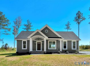 4752 Country Club Rd, Brodnax, VA 23920