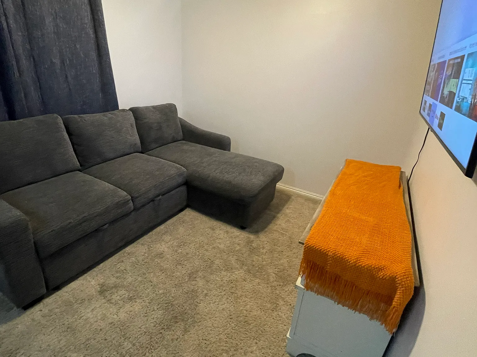 1 bed, 450 sqft, $1,300 — Photo 2