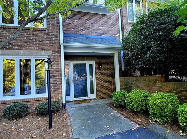 1993 Winding Ridge Ct, Winston Salem, NC 27127