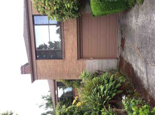 8223 20th Ave NE, Seattle, WA 98115