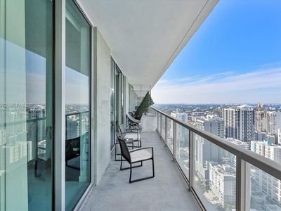 79 SW 12th St Penthouse 3809S, Miami, FL, 33130