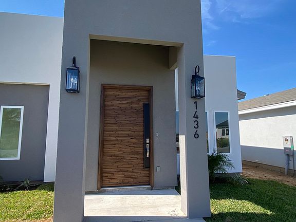 2nd image of 1436 El Caporal Dr