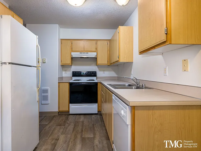 Heritage Park Apartments — Photo 30