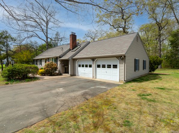 251 Spring St, Manchester, CT 06040