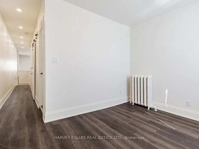 657 Saint Clair Ave W #UPPER — Photo 15