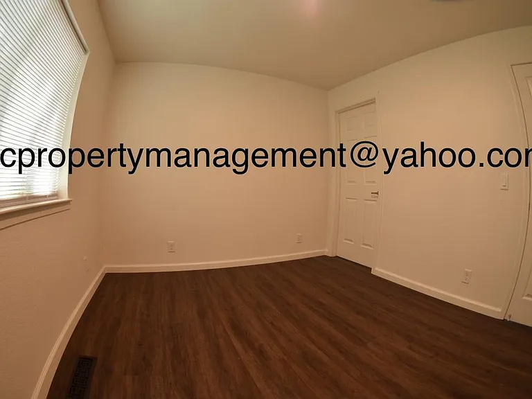 530 Capitol Hill Ave #B — Photo 5