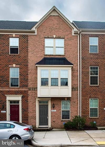 1st image of 4605 Hudson St