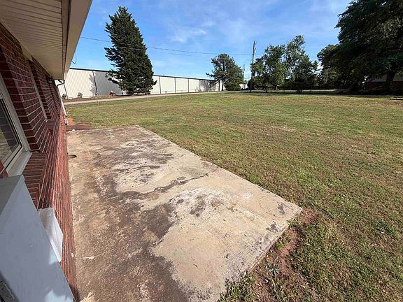 4th image of 6111 Melvin Dr