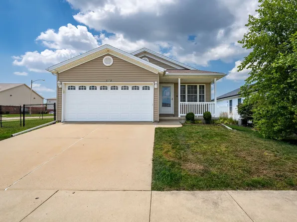 1102 Rader Run, Bloomington, IL 61704