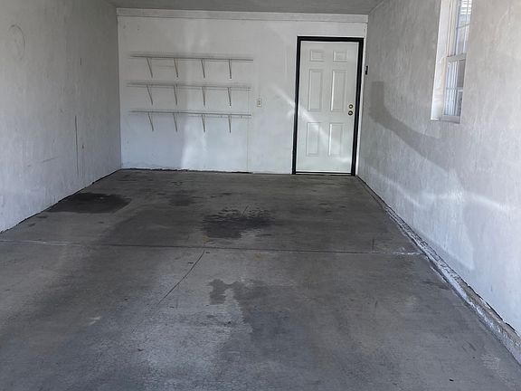 5th image of 2080 Dickinson Ave