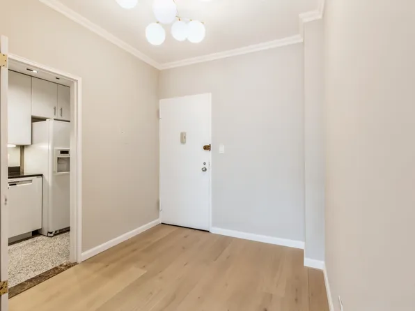 420 East 72nd Street image 13 of 15