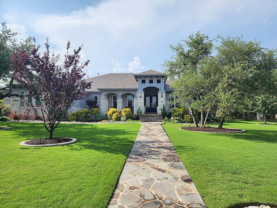 1st image of 212 Highland Oaks