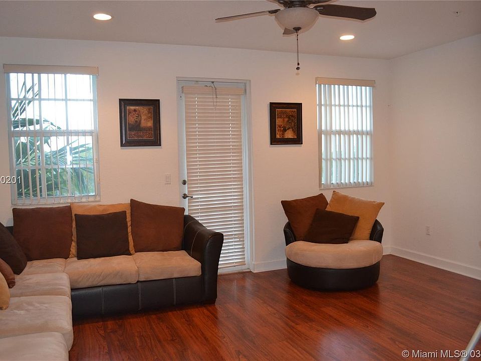 1st image of 405 SW 147th Ave #115