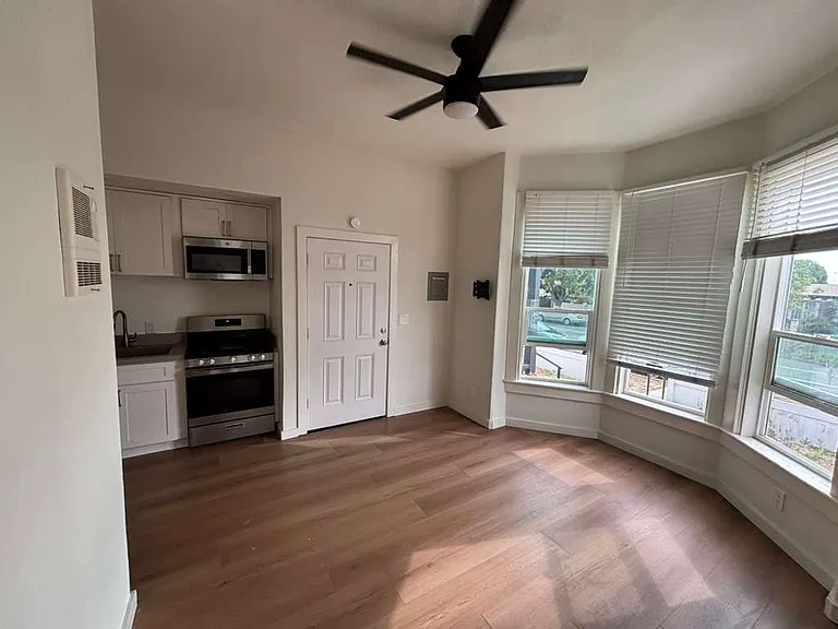 907 D Ave #2 — Photo 12