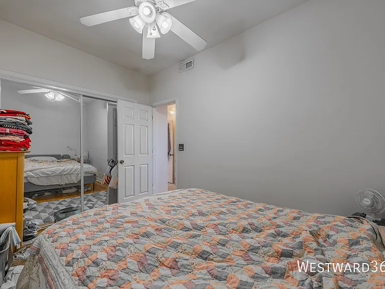 2611 W Cortland St #3 — Photo 11
