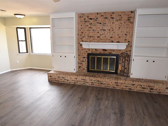 4th image of 4905 NW Smith Ave