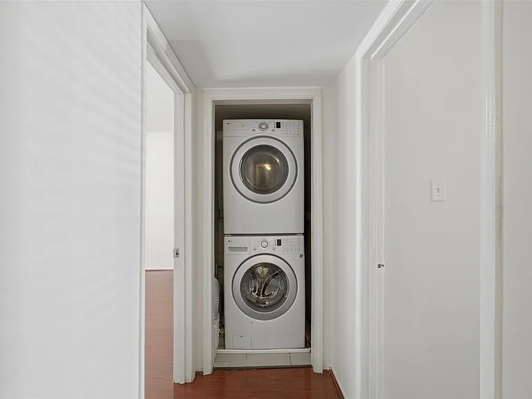 12633 Memorial Dr #170 — Photo 17