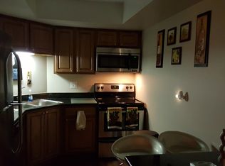 17W714 Butterfield Rd APT 212, Oakbrook Terrace, IL 60181