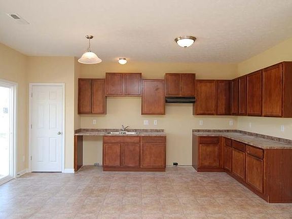 5th image of 11438 High Grass Dr