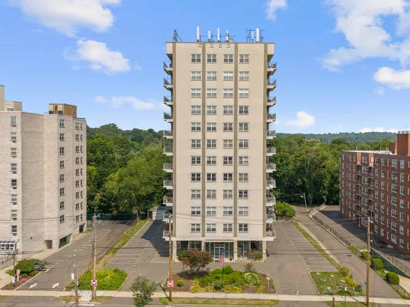 2370 North Avenue #7C, Bridgeport, CT 06604