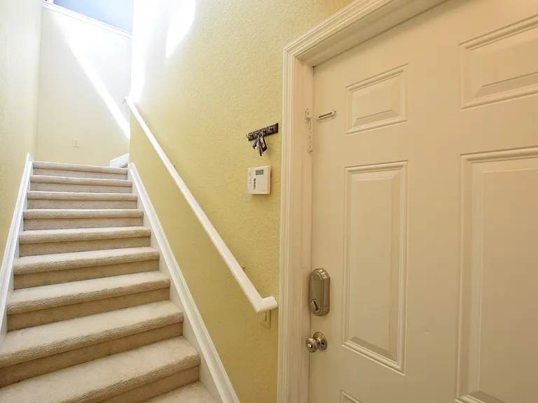5297 Maxon Ter — Photo 2