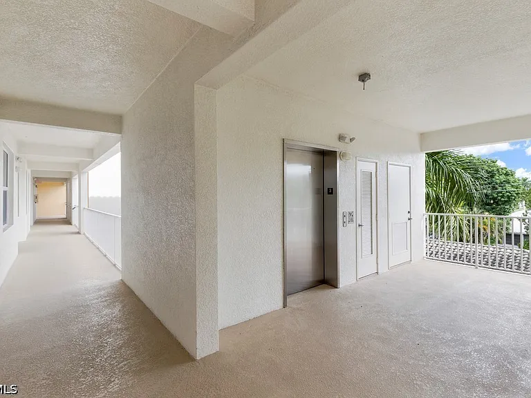 11021 Gulf Reflections Dr #303 — Photo 2