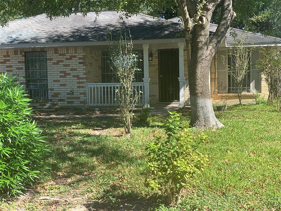 1st image of 10558 Keeneland Ln