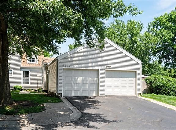 2nd image of 8049 N Stoddard Ave