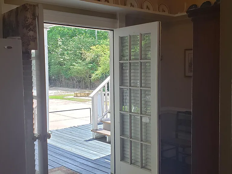 1149 Canton St #C — Photo 17