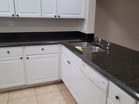 3rd image of 8062 N Colony Cir #303
