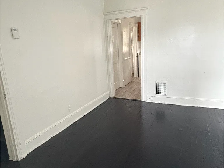 623 Crown Ave — Photo 7