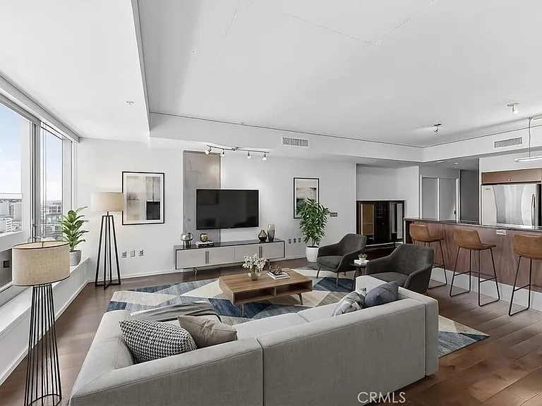 1155 S Grand Ave #1707 — Photo 11
