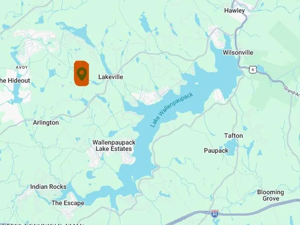 Wallace Rd, Lake Ariel, PA 18436