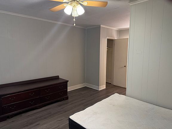 4th image of 3253 E Meighan Blvd #9