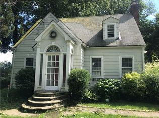 35 Hillwood Pl, Norwalk, CT 06850