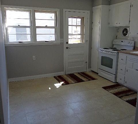 5th image of 4108 Riverview Dr