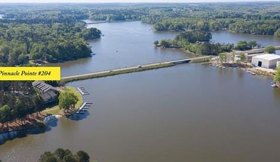 2nd image of 905 Lake Oconee Pkwy