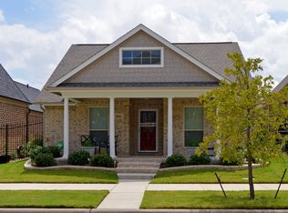 8624 Riverdale Dr, North Richland Hills, TX 76180