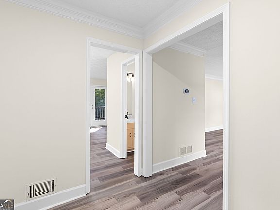 5th image of 2250 Ridge Forest Dr