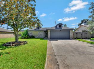 12539 F Bar Dr, Santa Fe, TX 77510