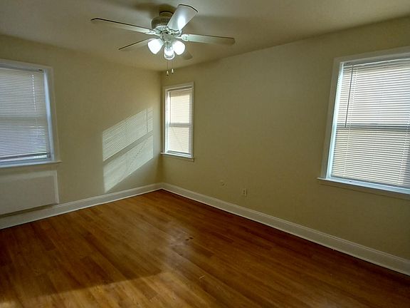 3rd image of 329 E Upsal St #H2