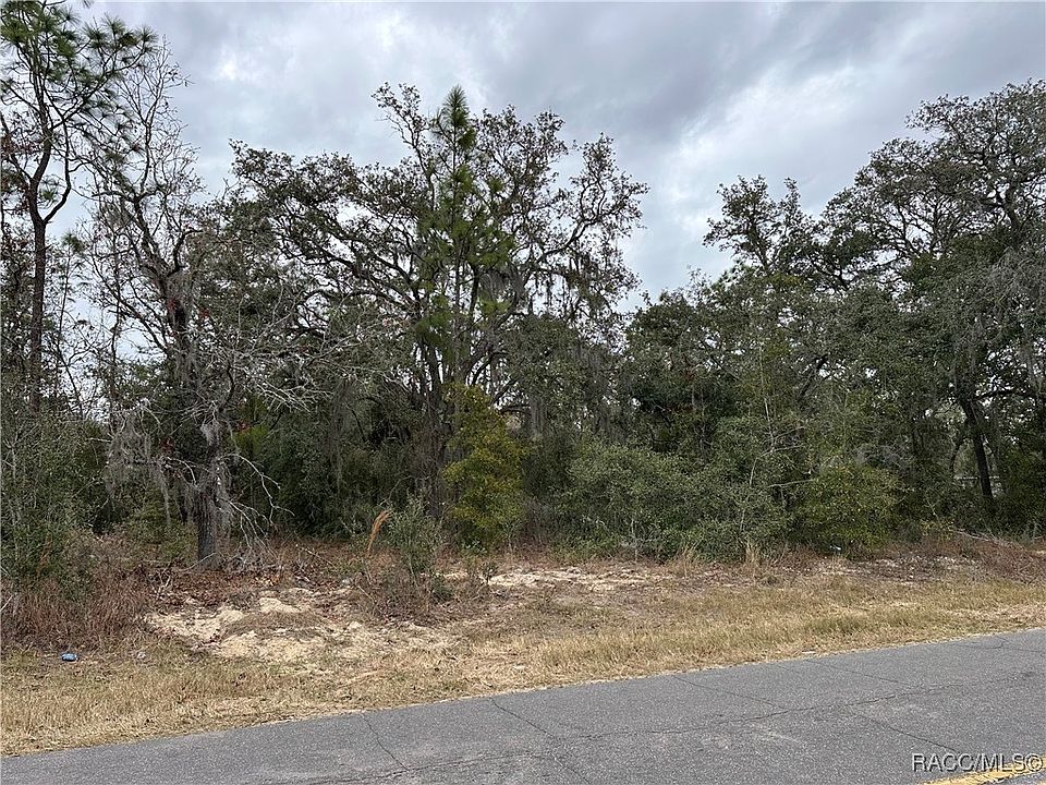 2nd image of 3027 E Dawson Dr