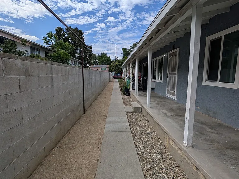 15550 VANOWEN ST. — Photo 5