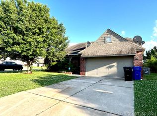 20416 E 44th St S, Broken Arrow, OK 74014