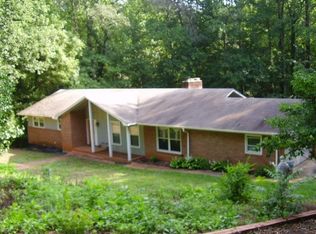 108 Singing Pines Dr, Greenville, SC 29611