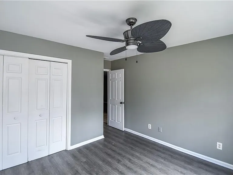 735 Oak Dr — Photo 6