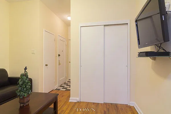 Rented by Town Residential | media 8