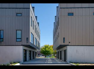 124 Gillis St #7, Traverse City, MI 49684