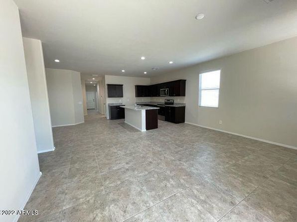 9759 E Alfalfa Dr